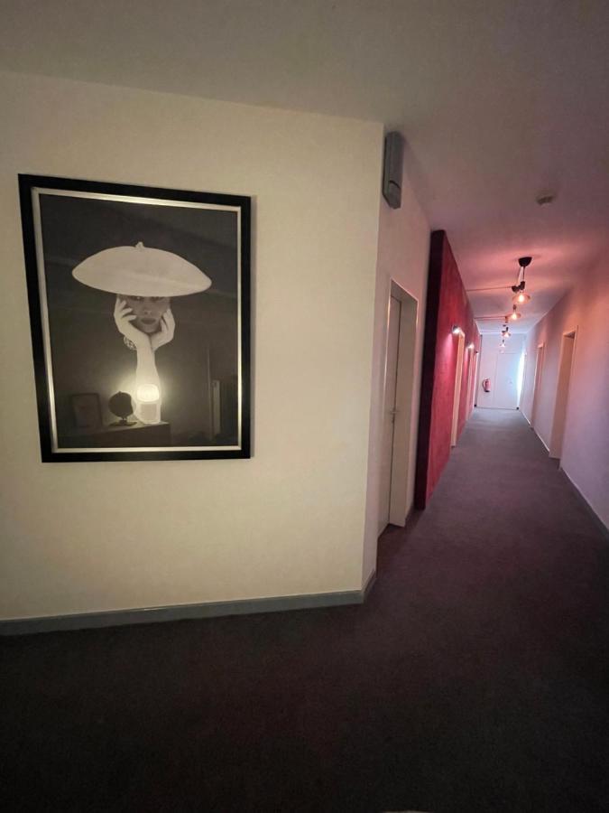 Max Hotel Duesseldorf Self-Check-In المظهر الخارجي الصورة